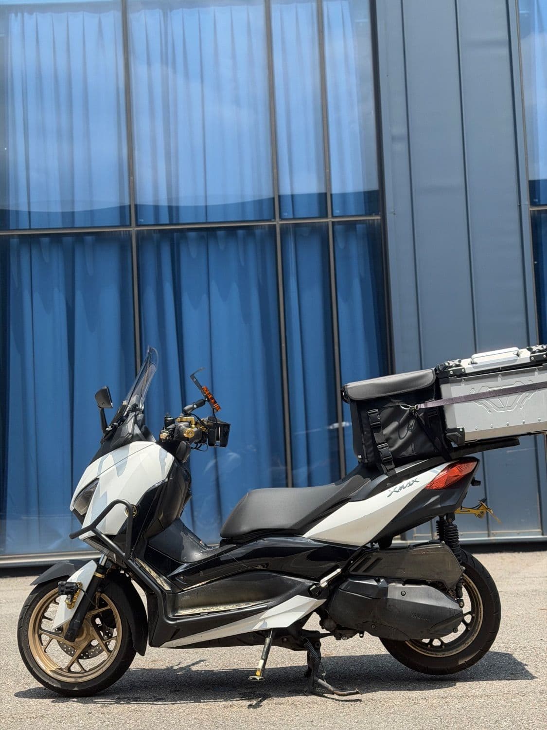야마하 XMAX 300 ABS 5