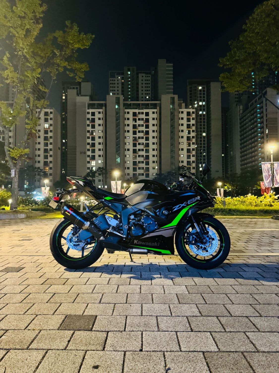 가와사키 닌자 ZX-6R 4