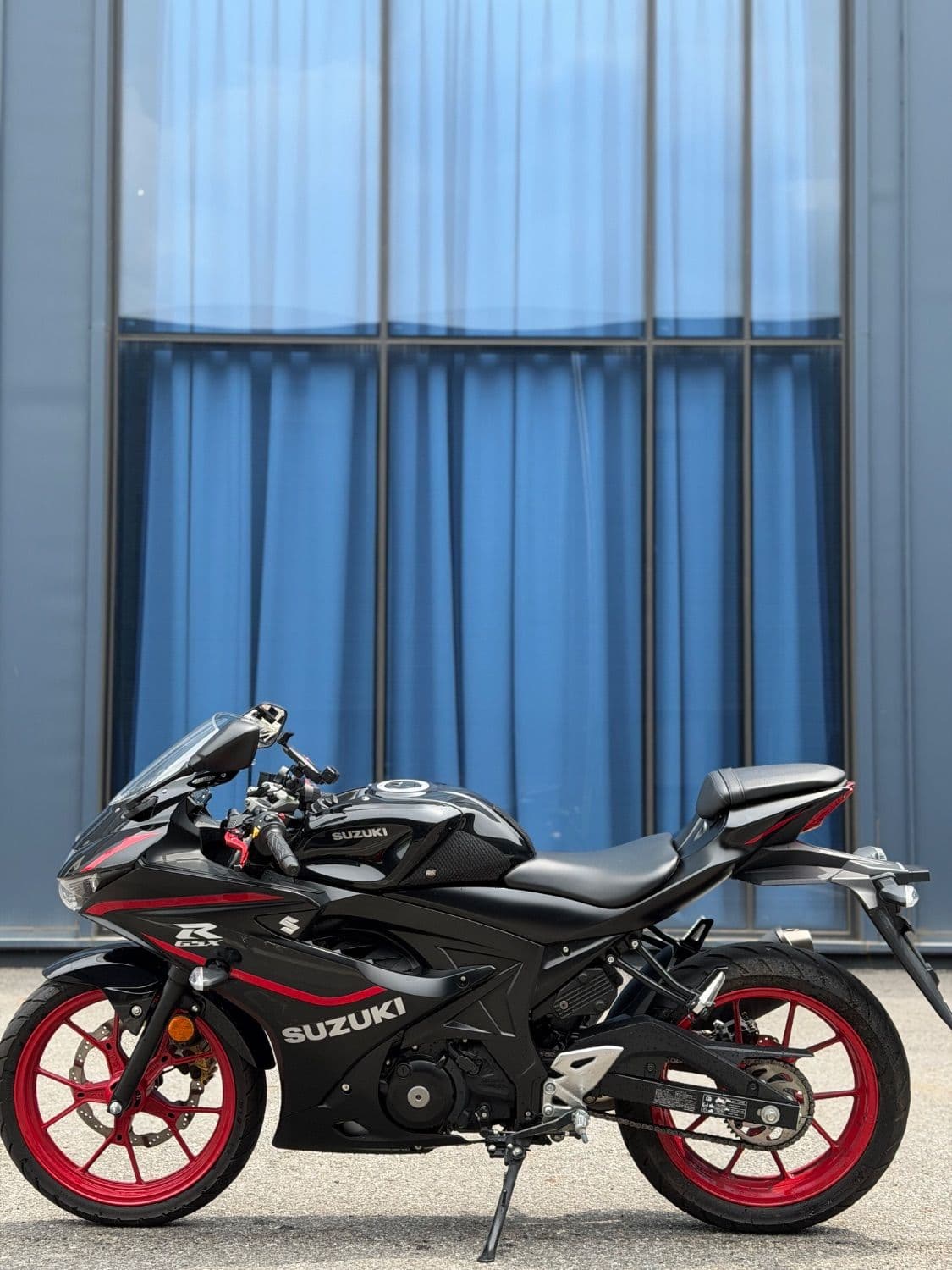 스즈키 GSX R 125 ABS 5