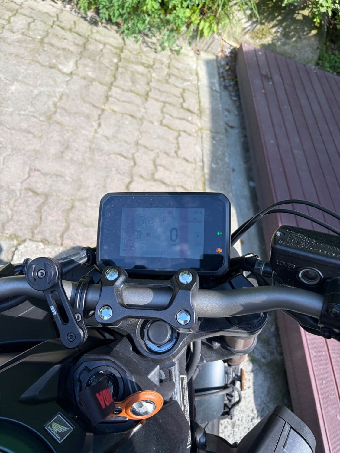 혼다 CB 650 R E-CLUTCH more