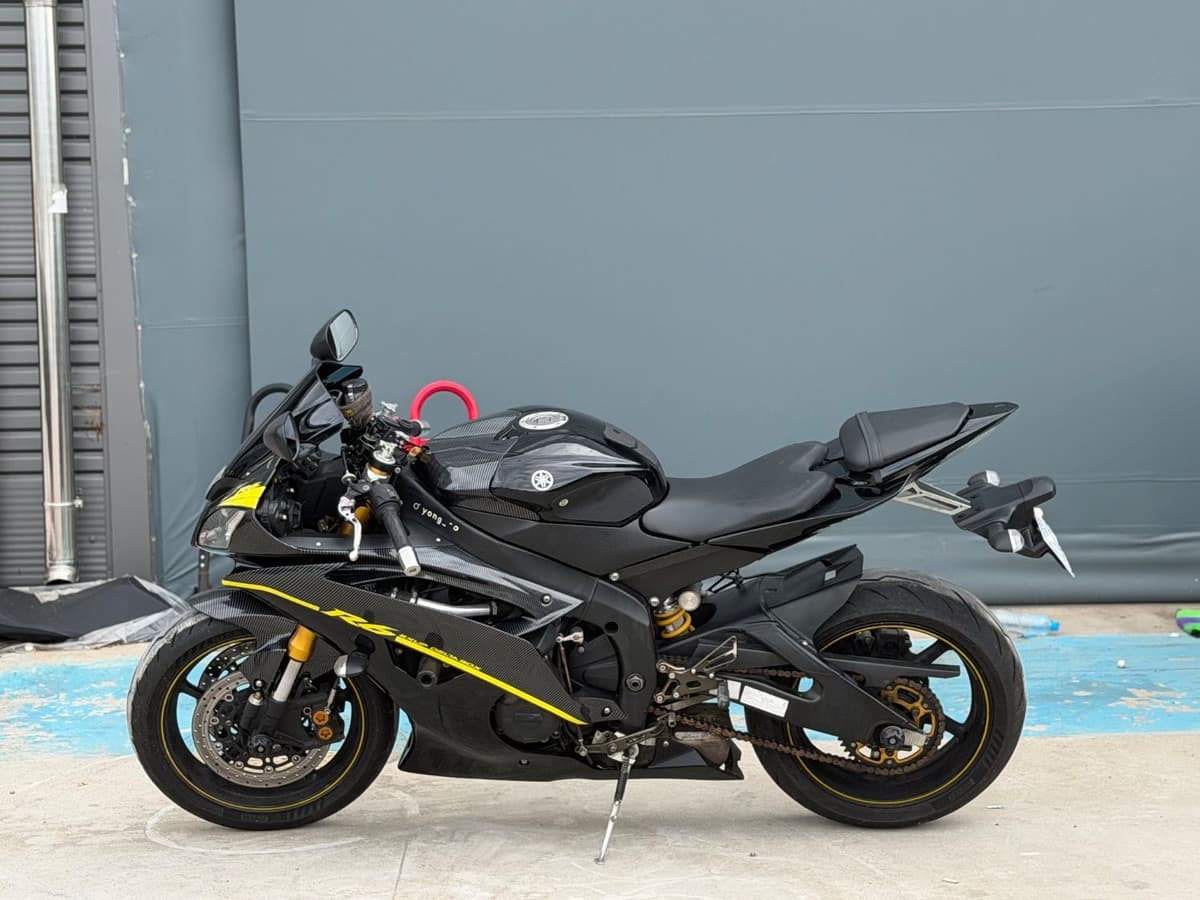 야마하 YZF R6 more