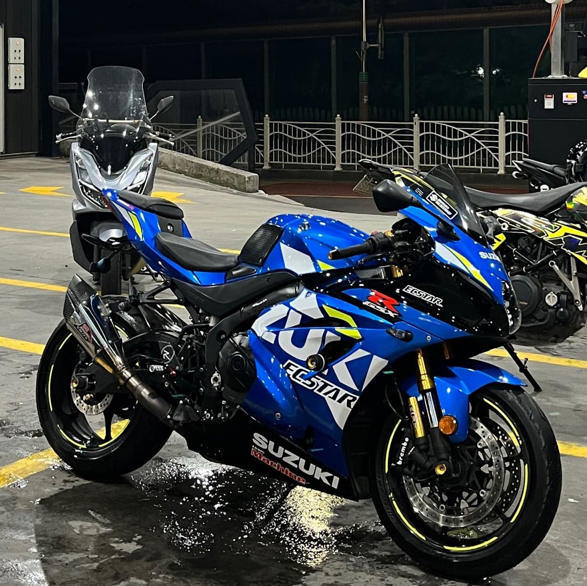 스즈키 GSX R 1000 R 1