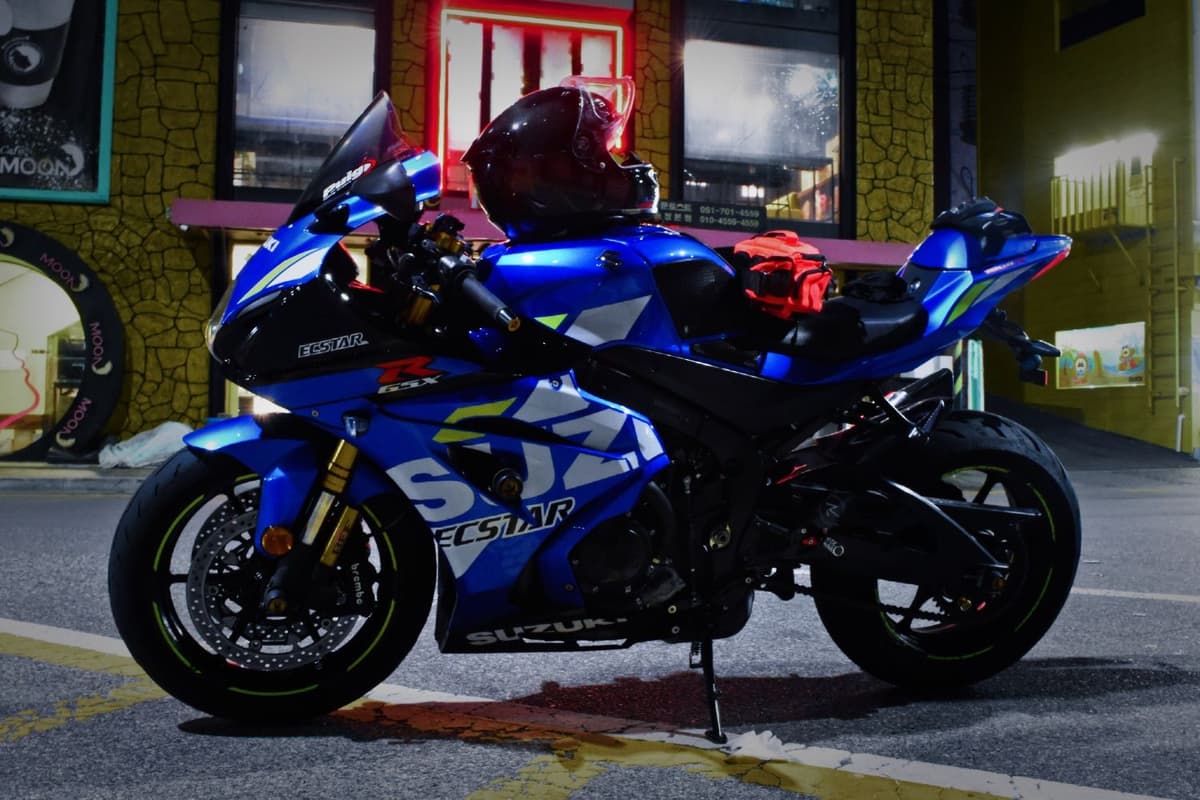 스즈키 GSX R 1000 R 3