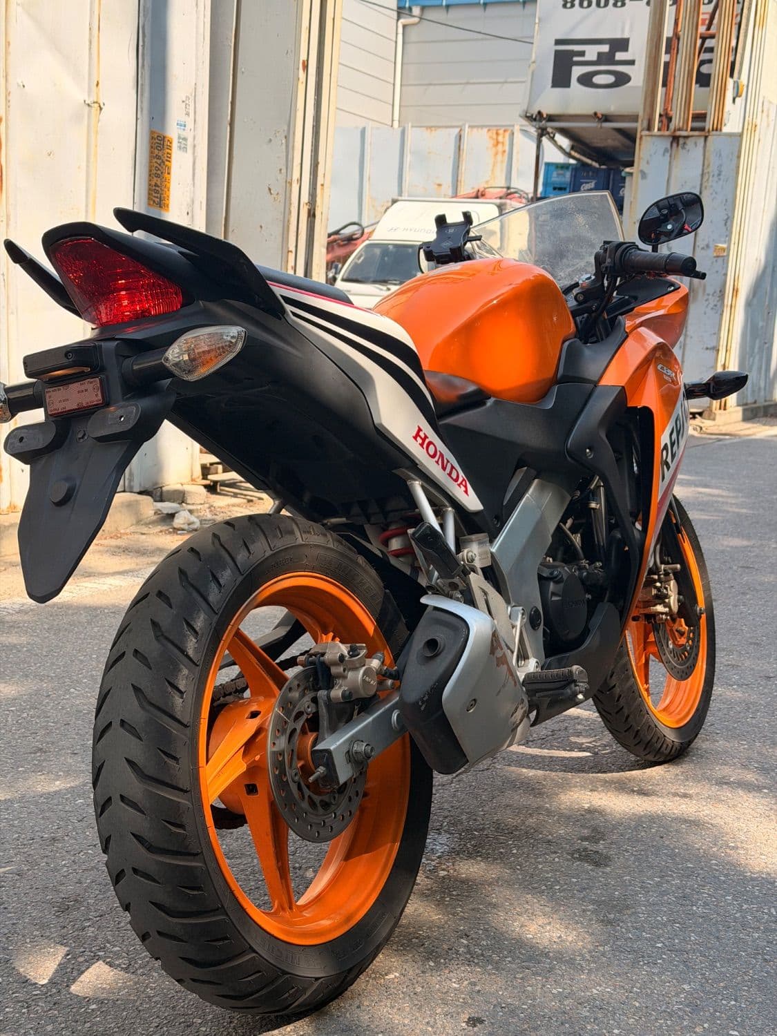혼다 CBR 125 R more