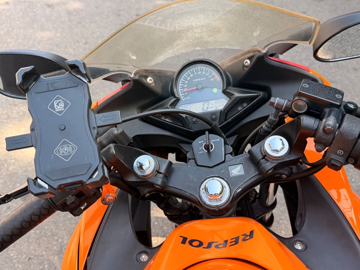 혼다 CBR 125 R 9