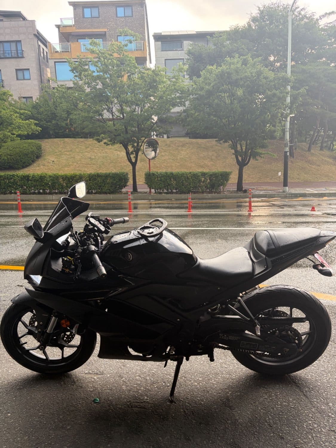 야마하 YZF R3 2