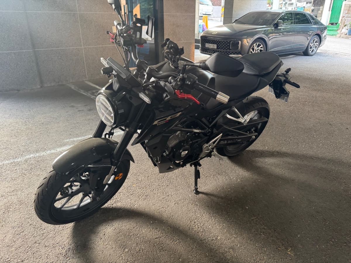 혼다 CB 125 R 3