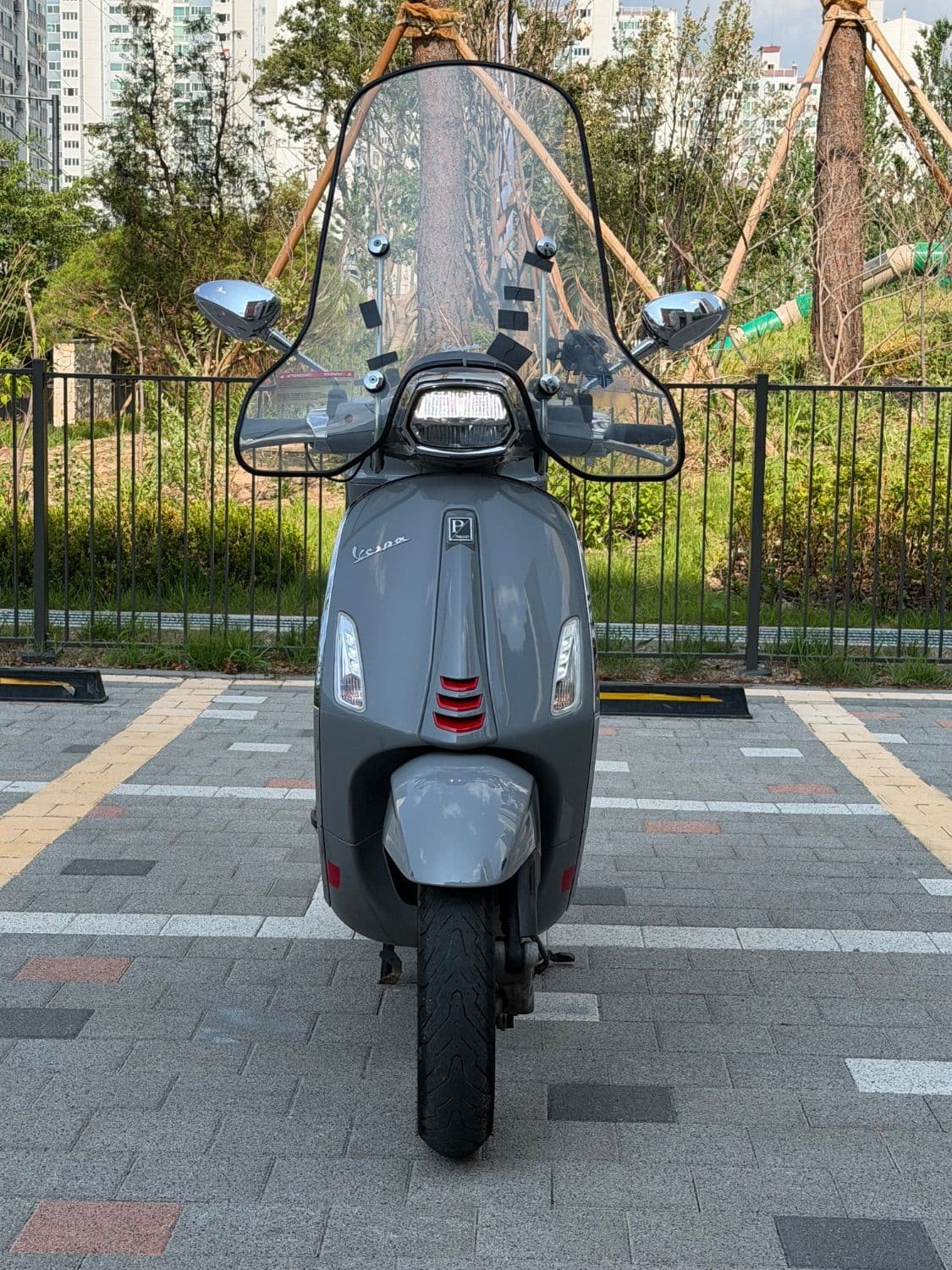 베스파 스프린트 125 ABS 3