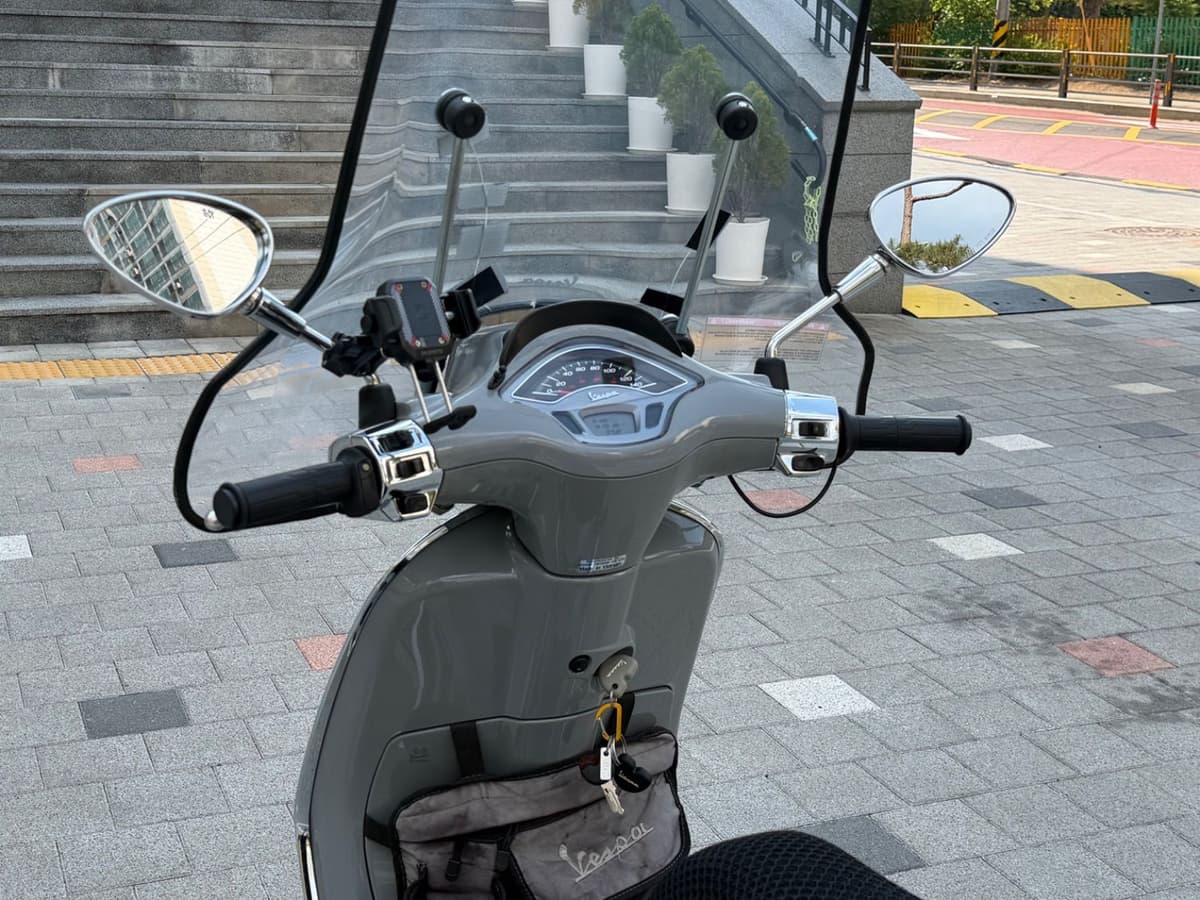 베스파 스프린트 125 ABS 9