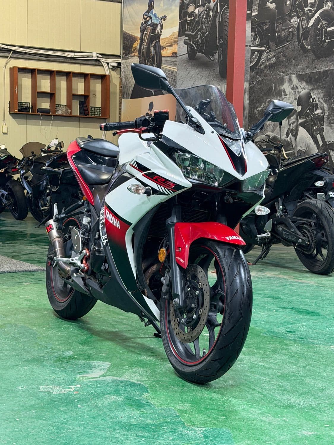 야마하 YZF R3 1