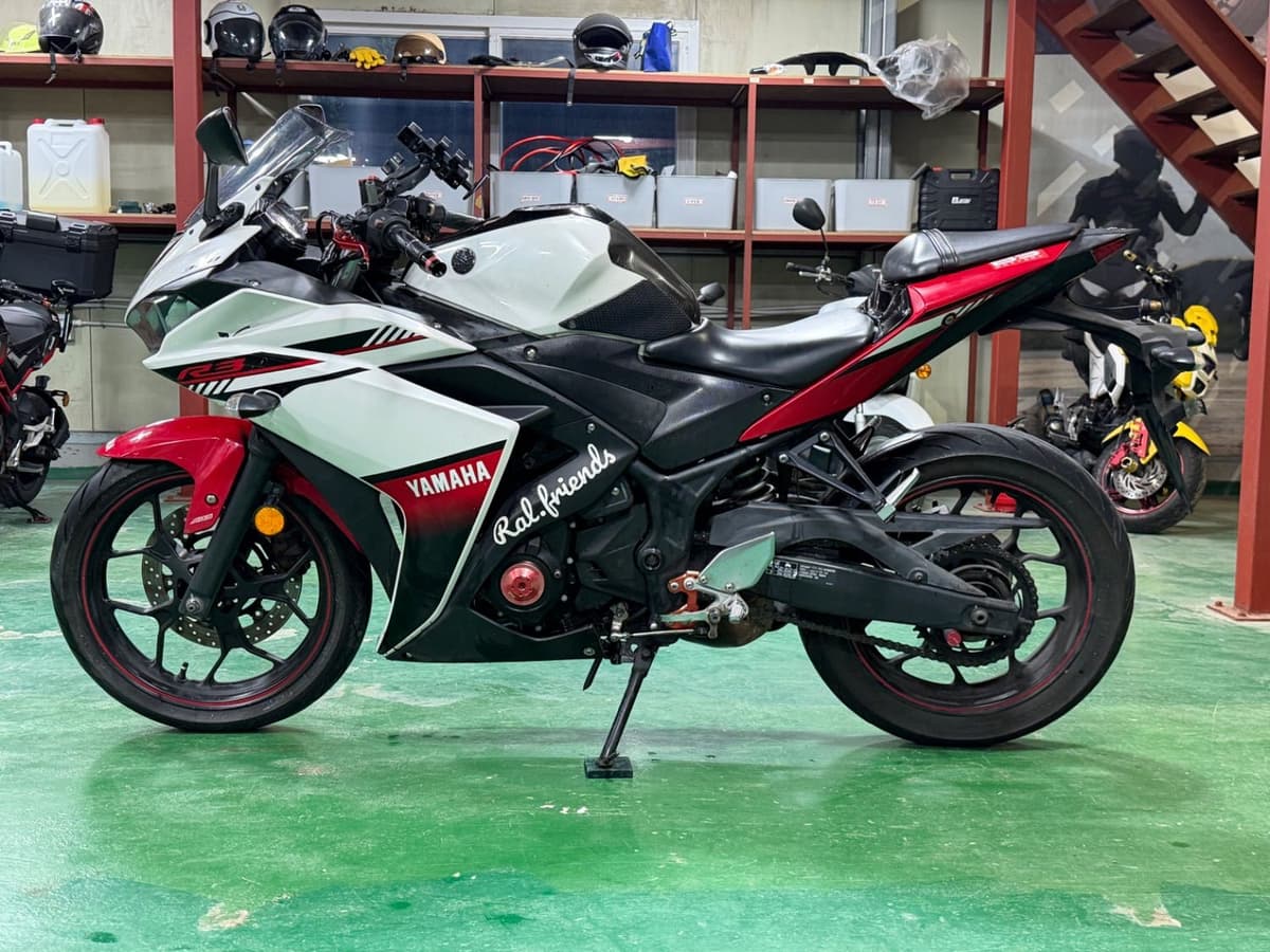 야마하 YZF R3 5