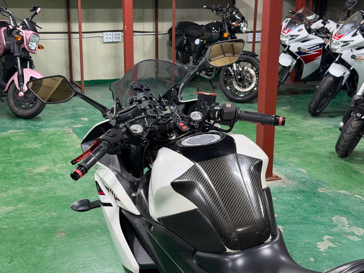 야마하 YZF R3 11
