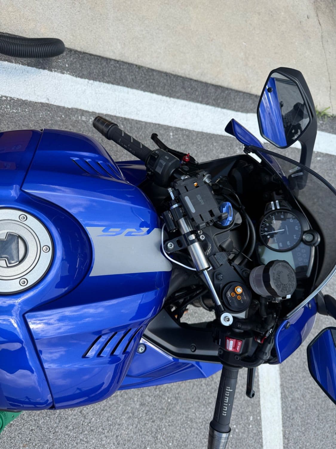 야마하 YZF R6 7