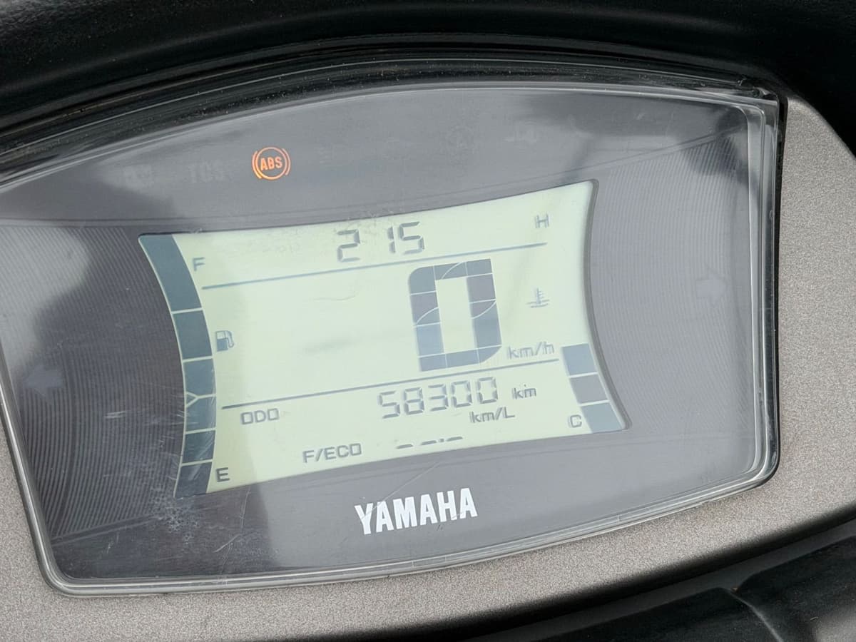 야마하 NMAX 125 9