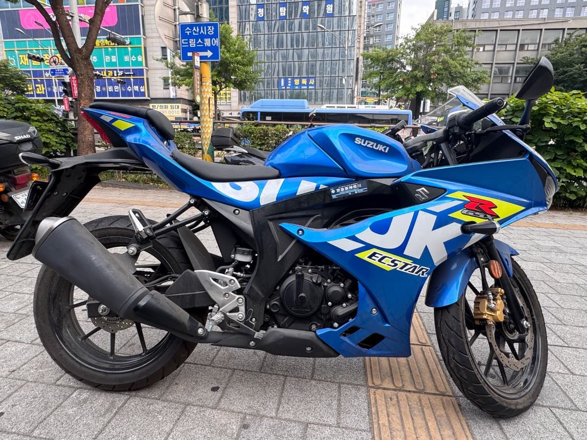 스즈키 GSX R 125 ABS 3