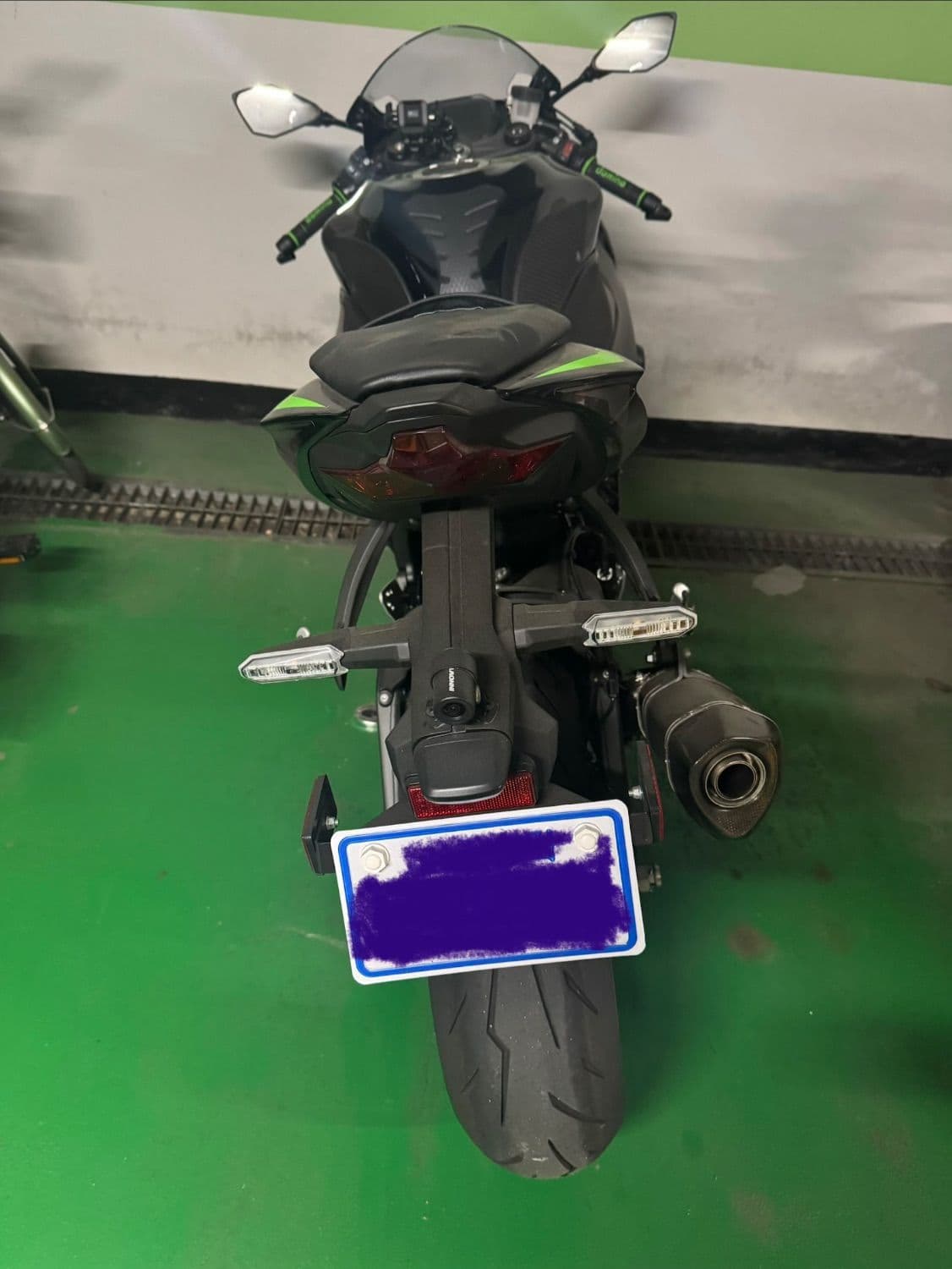 가와사키 닌자 ZX-6R 8