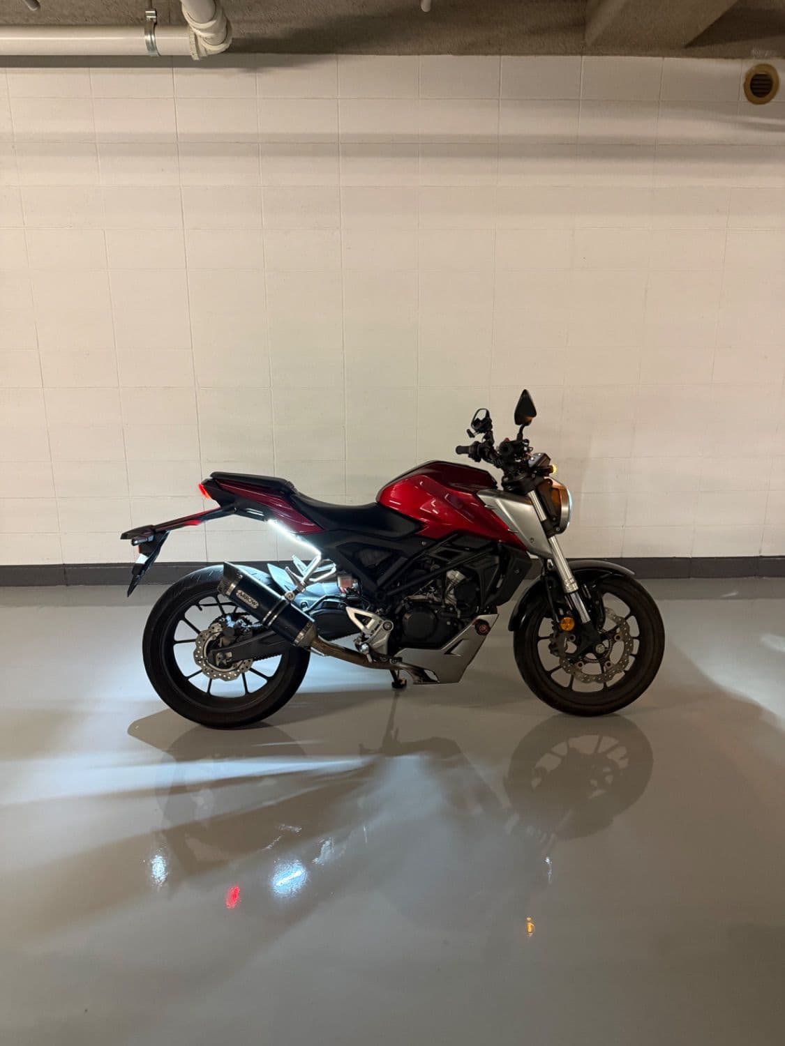 혼다 CB 125 R 1
