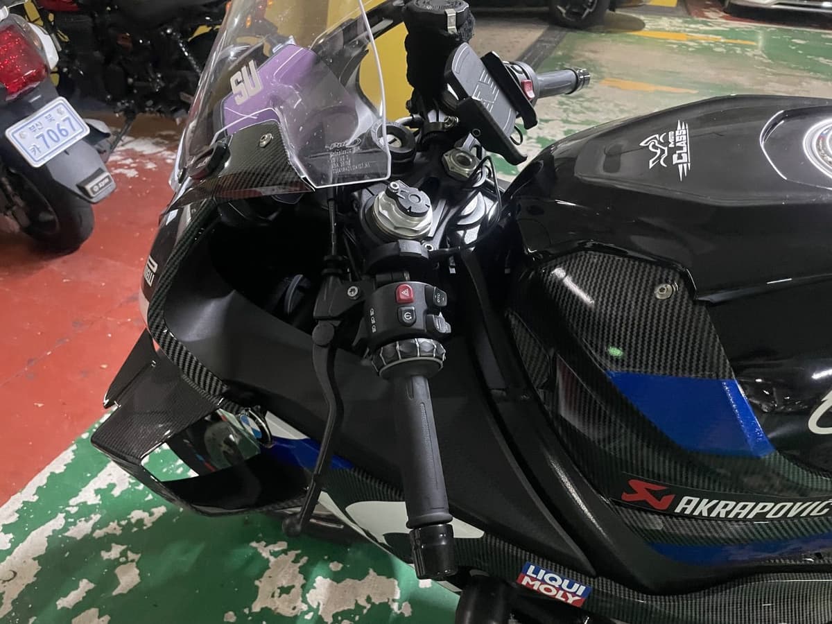 BMW S 1000 RR 7