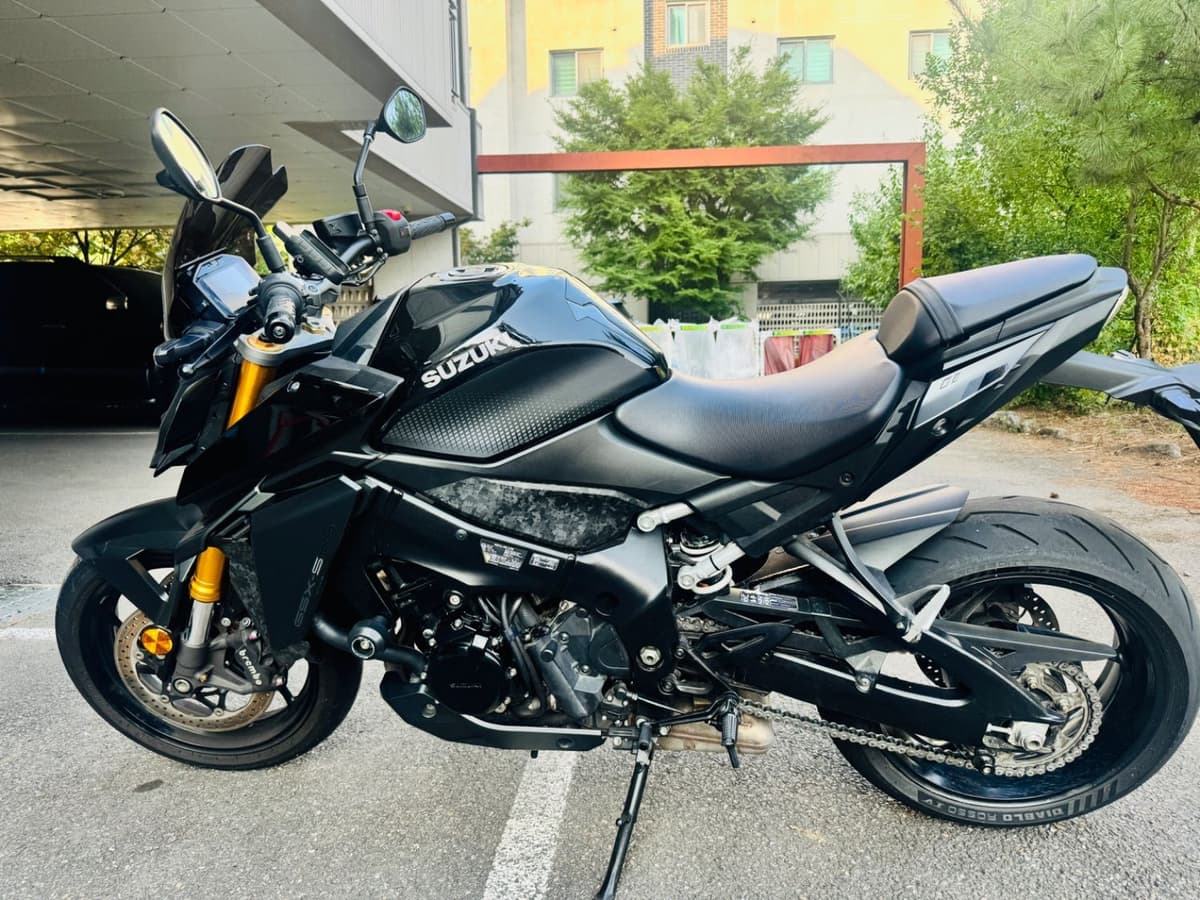 스즈키 GSX S 1000 1