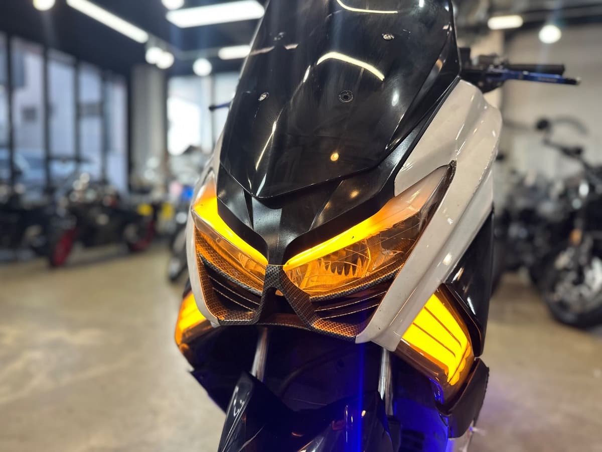 야마하 NMAX 125 7
