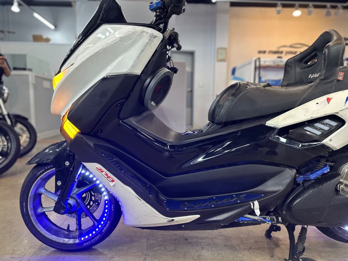 야마하 NMAX 125 10
