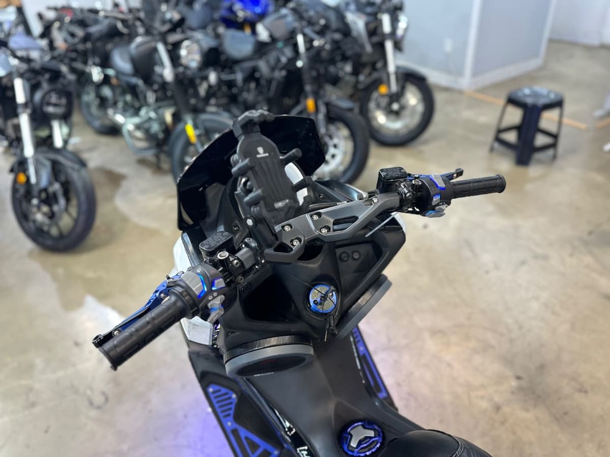 야마하 NMAX 125 13