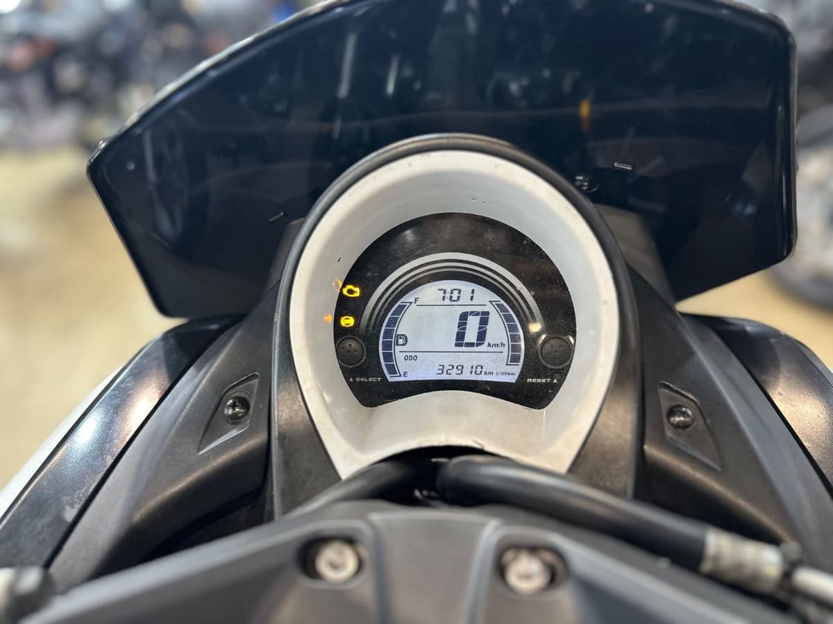 야마하 NMAX 125 14
