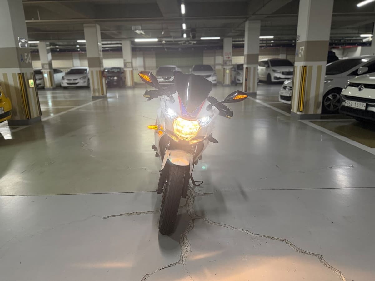 혼다 CBR 125 R 2