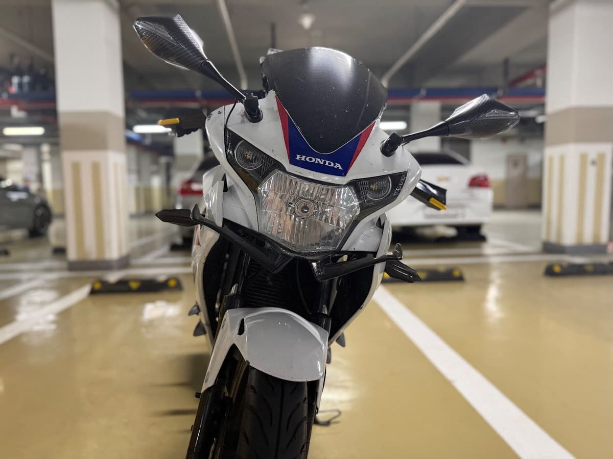혼다 CBR 125 R 9