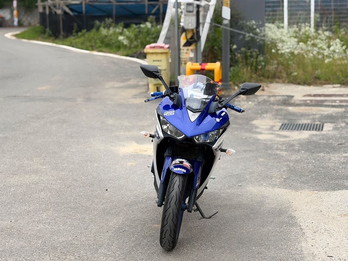 야마하 YZF R3 2