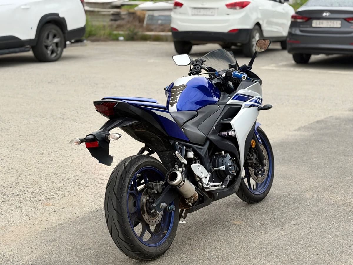 야마하 YZF R3 8