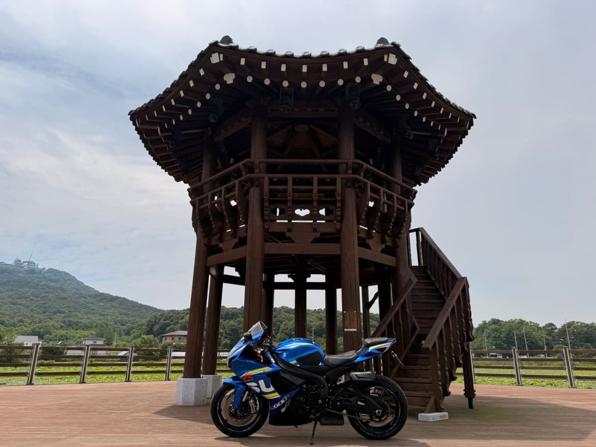 스즈키 GSX R 600 1