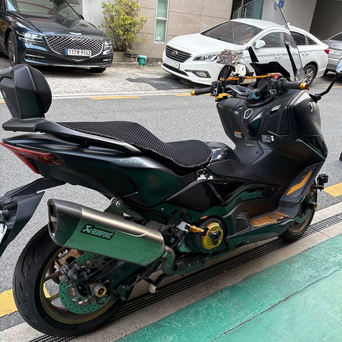 야마하 TMAX 560 3