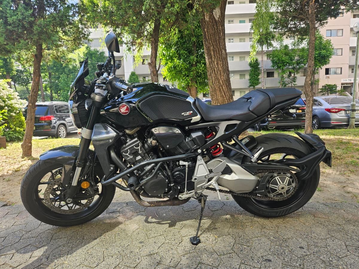 혼다 CB 1000 R 3