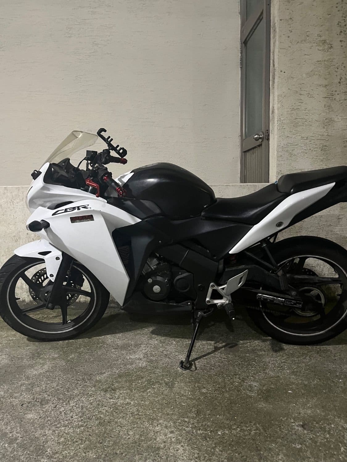 혼다 CBR 125 R more