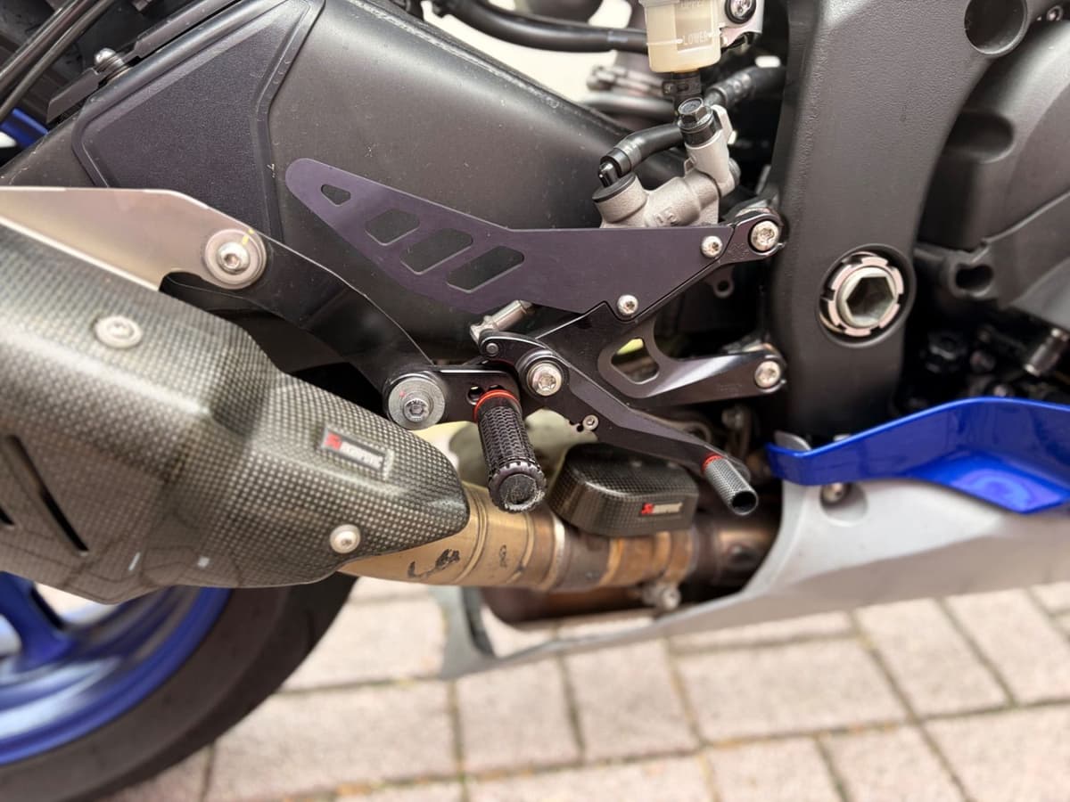 야마하 YZF R6 9