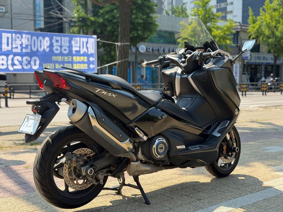 야마하 TMAX DX 3
