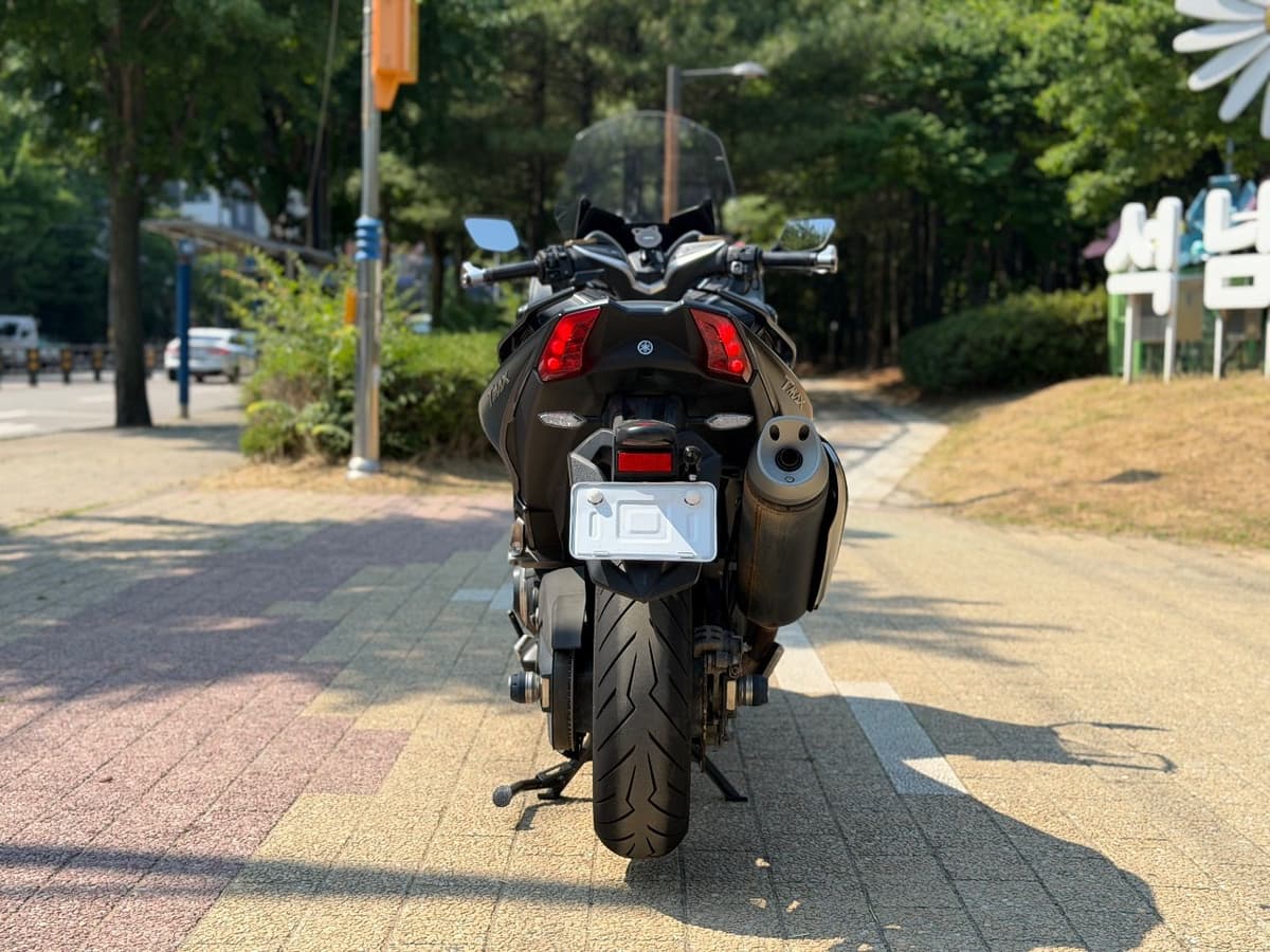 야마하 TMAX DX 4