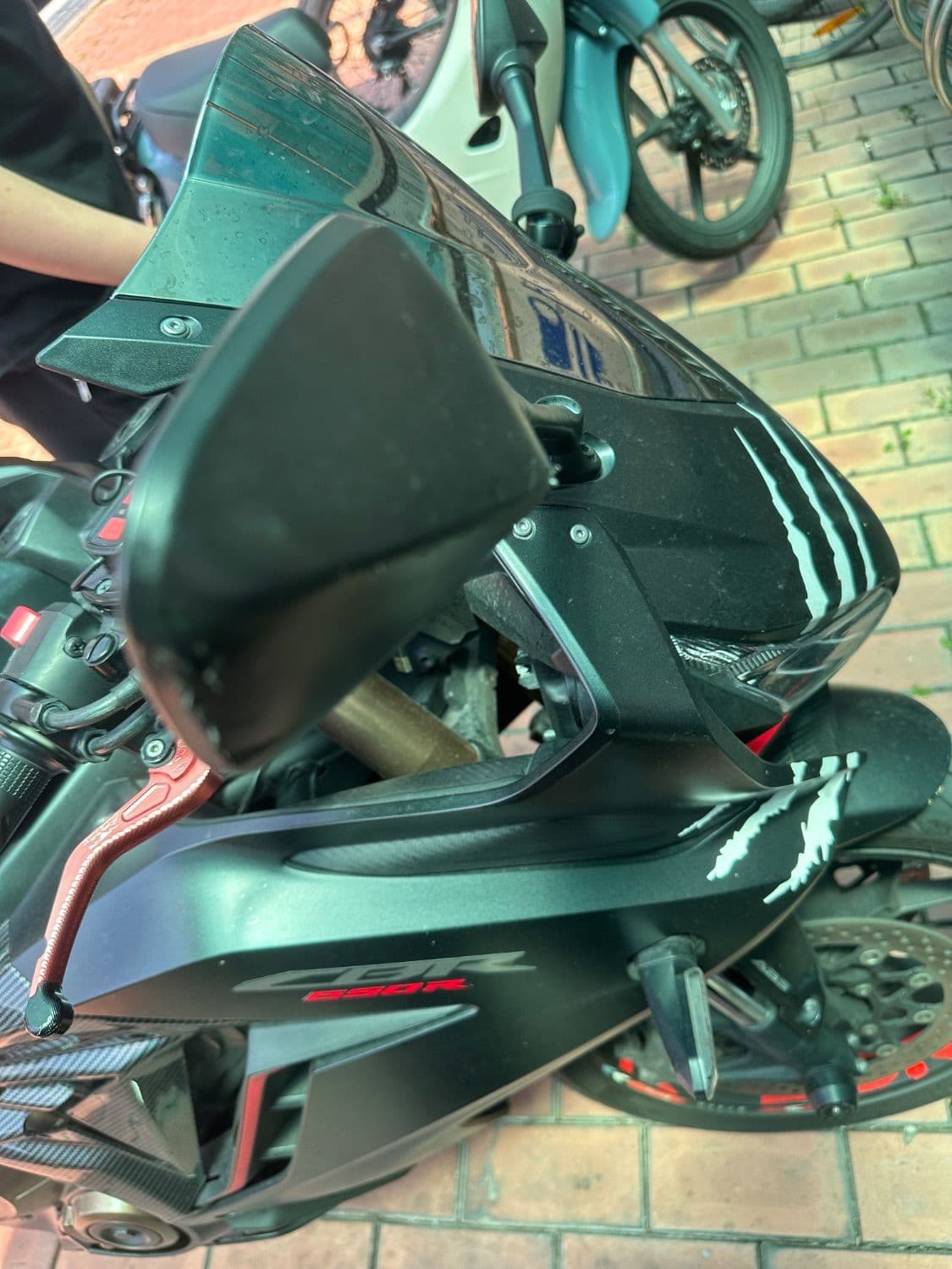 혼다 CBR 650 R MT 5