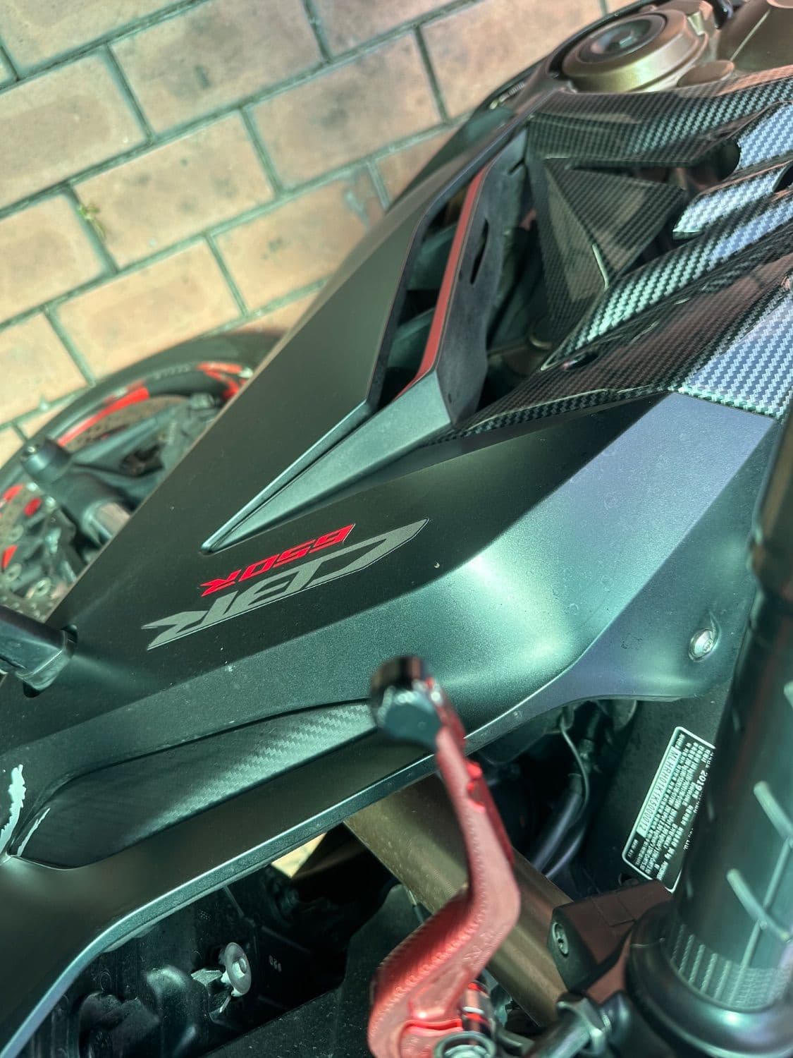 혼다 CBR 650 R MT more