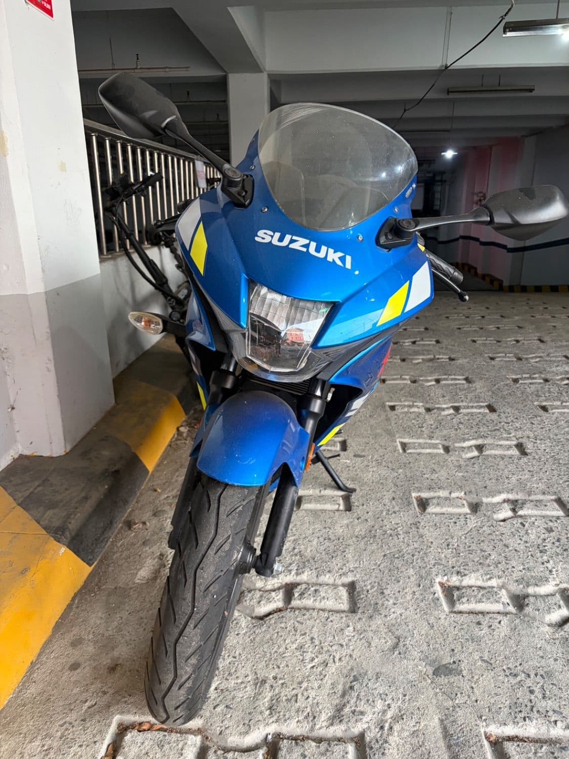 스즈키 GSX R 125 ABS 2