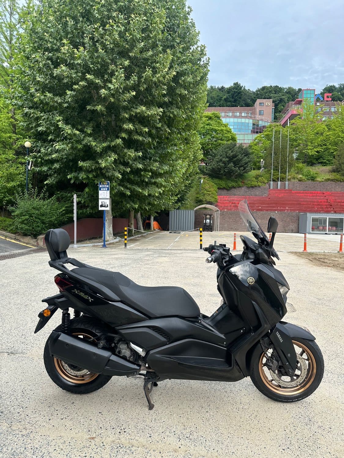 야마하 XMAX 300 ABS 4
