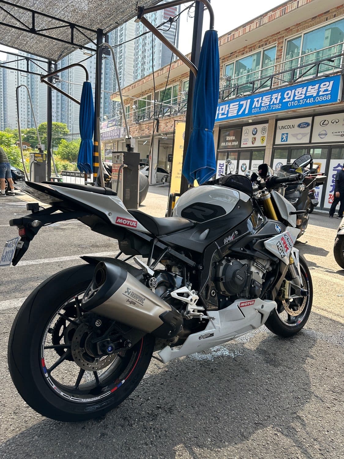 BMW S 1000 R more