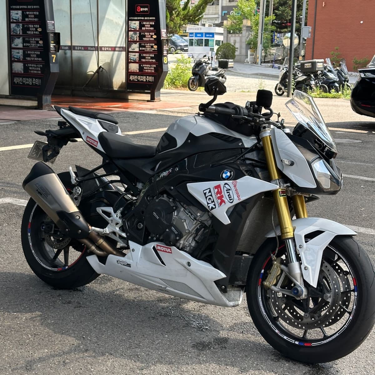 BMW S 1000 R 1