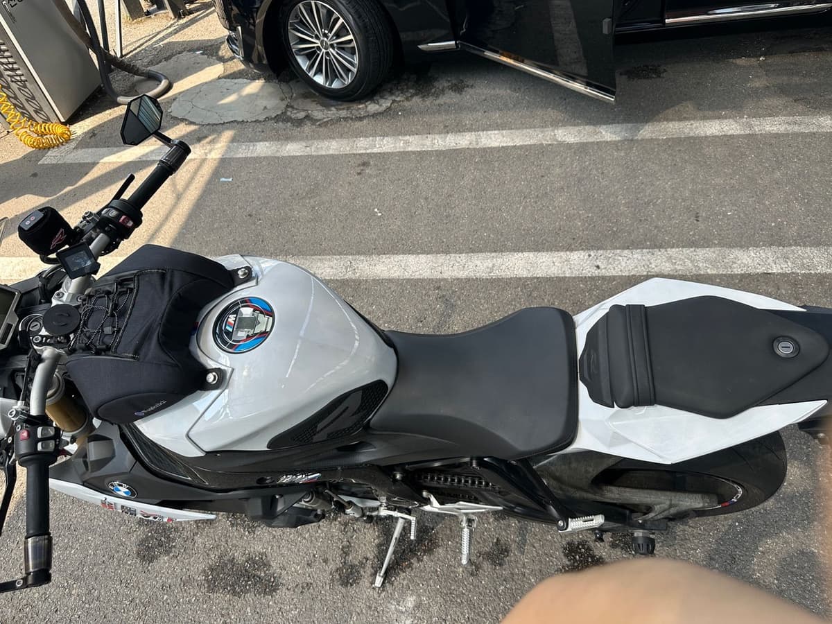 BMW S 1000 R 19