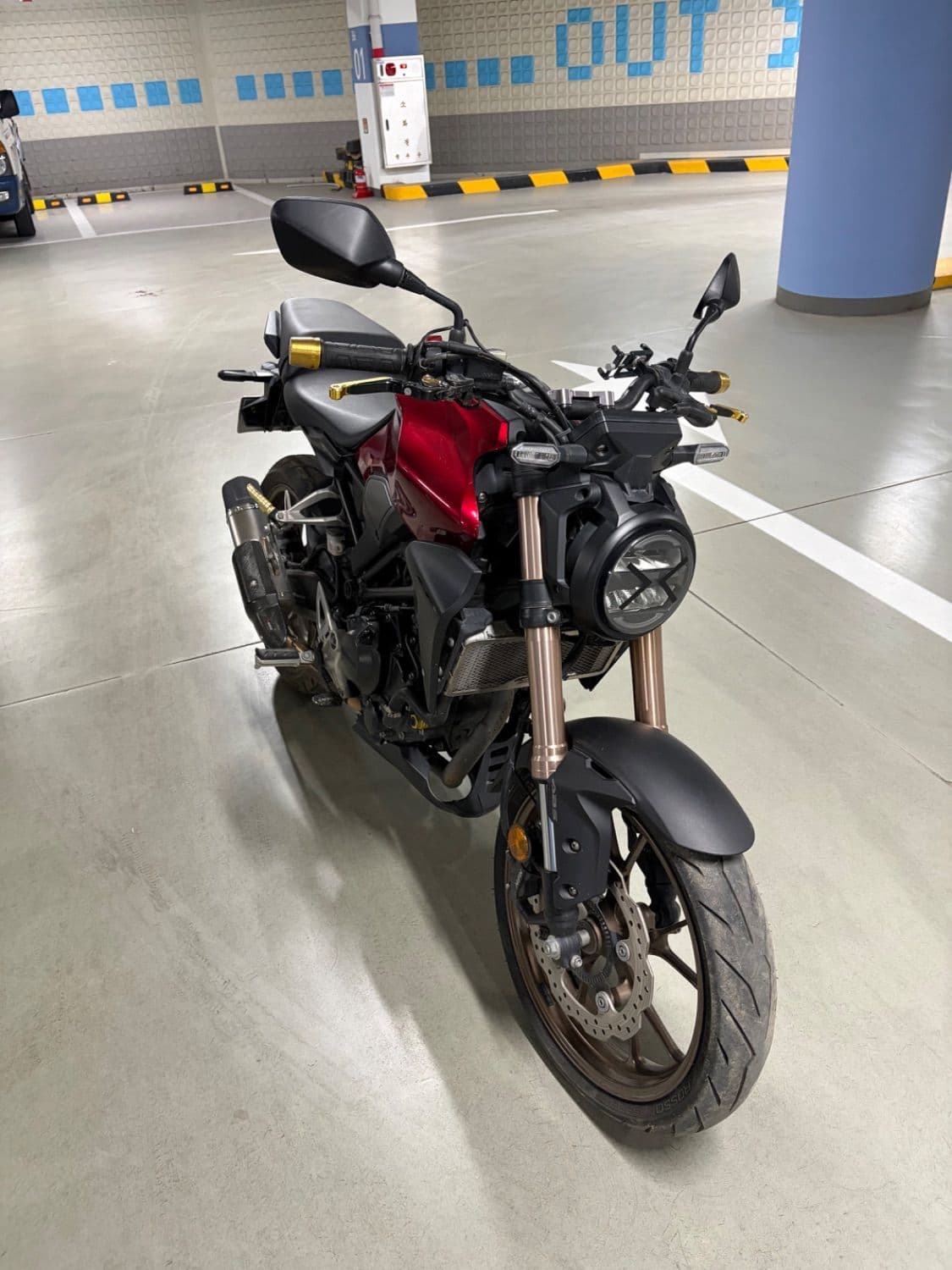 혼다 CB 300 R 4