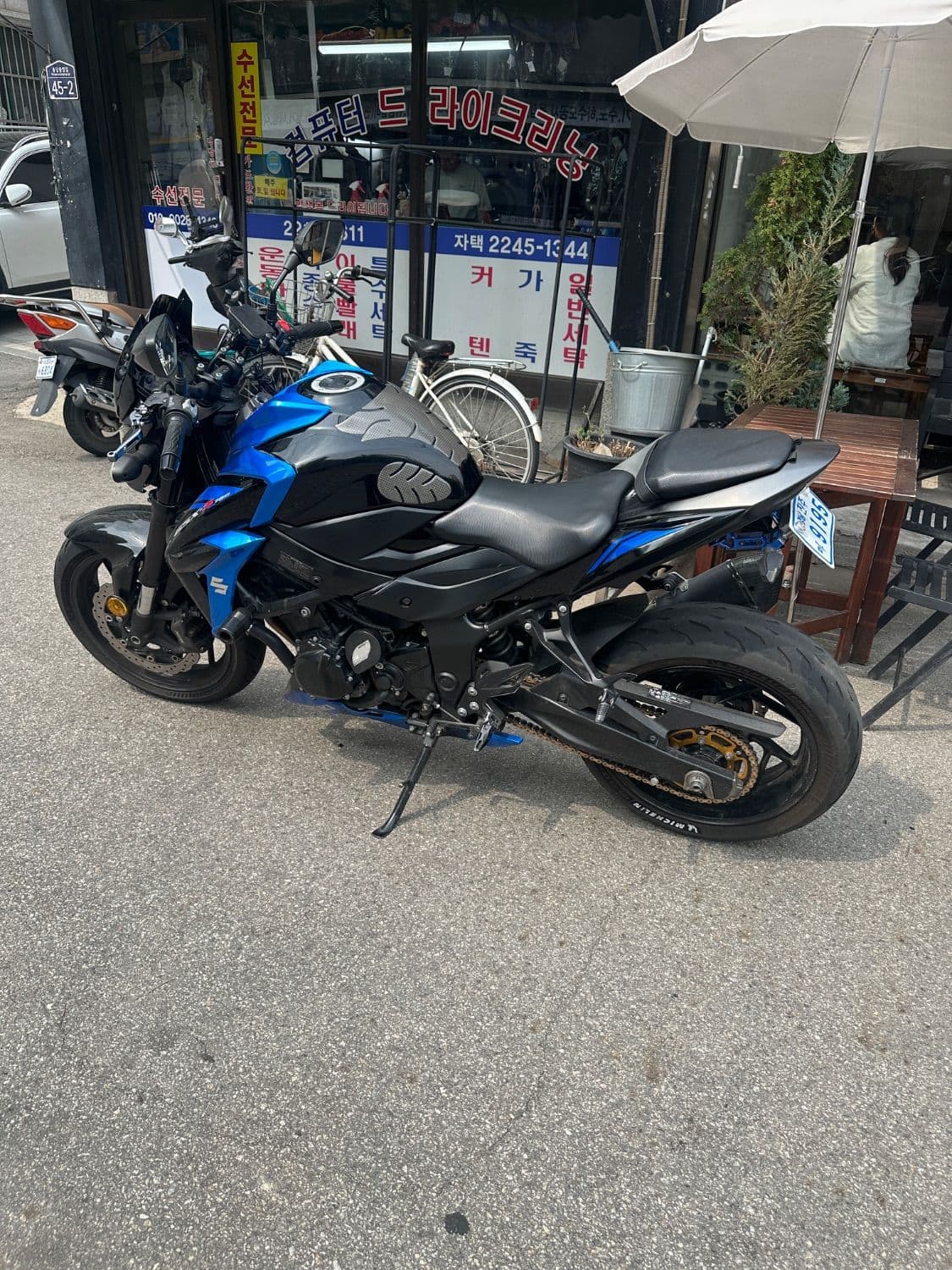스즈키 GSX S 750 1