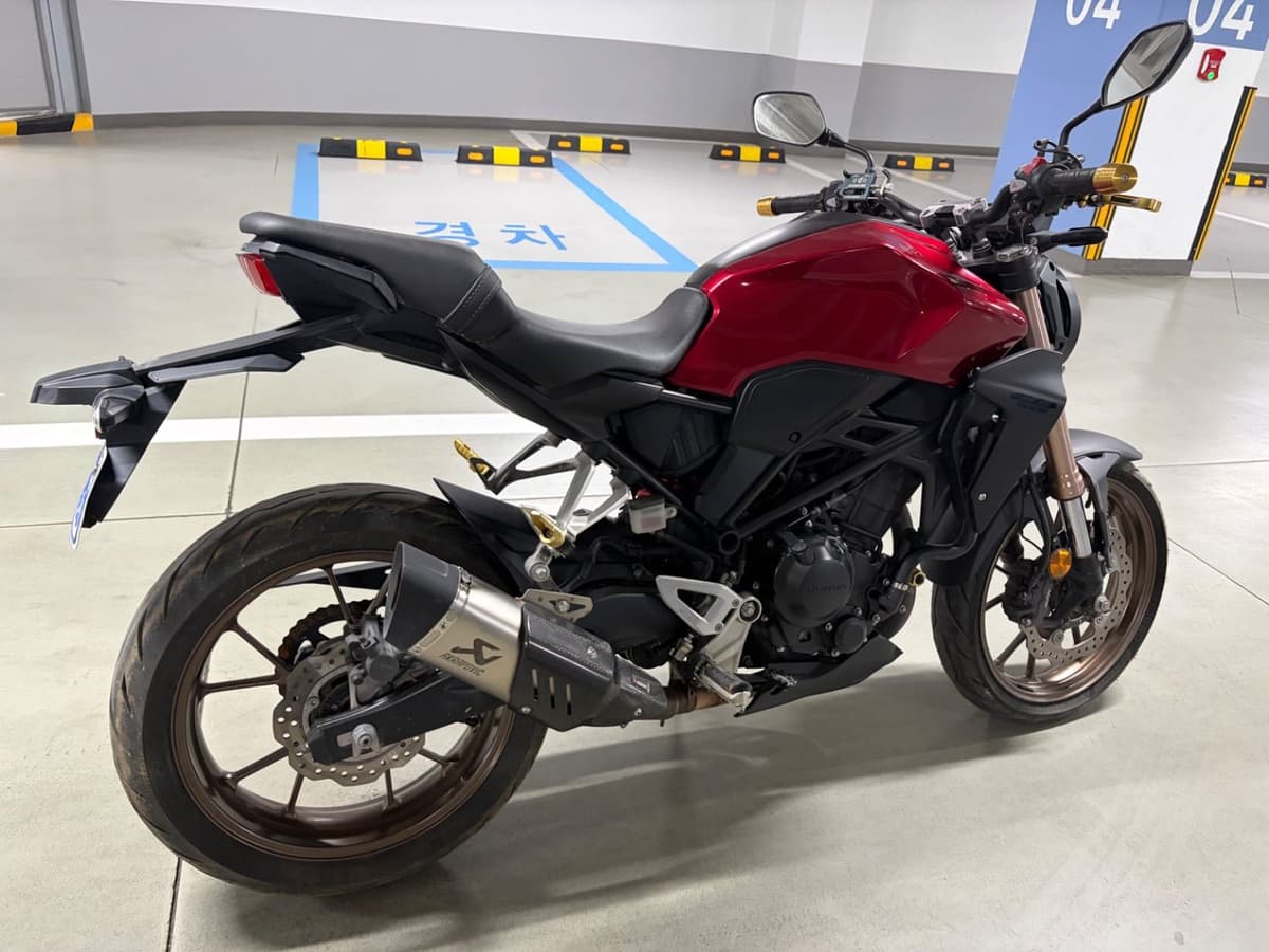 혼다 CB 300 R 5