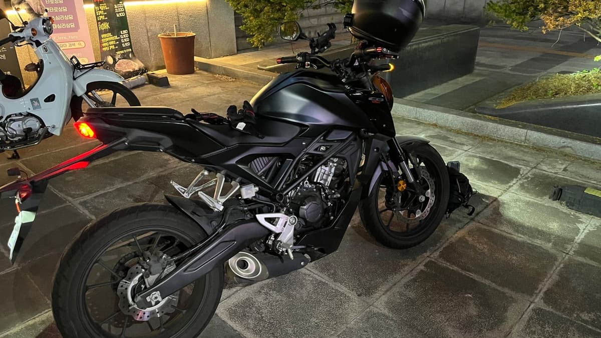 혼다 CB 125 R 5