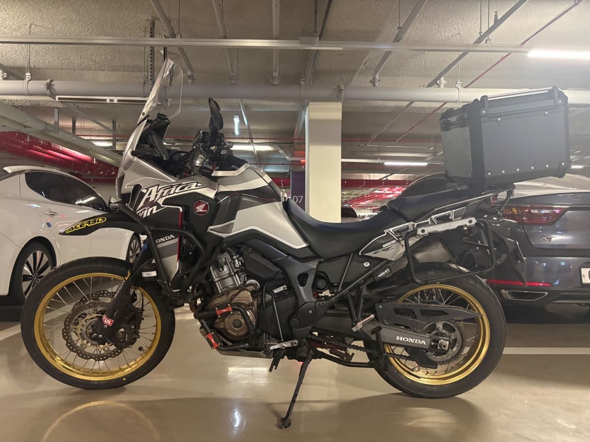혼다 아프리카 트윈 CRF 1000 L 4